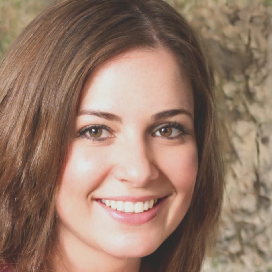 Portrait de notre experte en développement personnel et bien-être familial